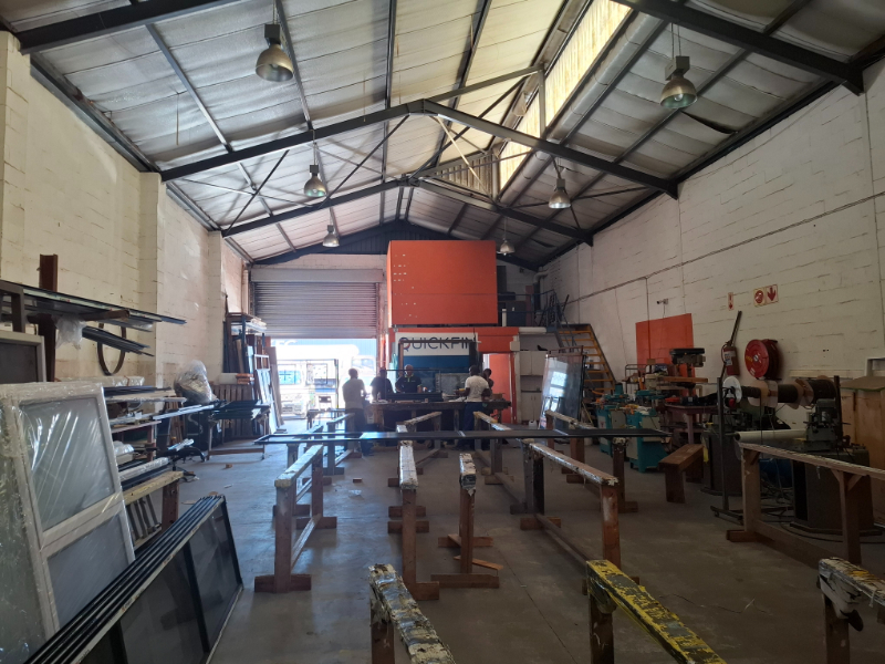 To Let commercial Property for Rent in Maitland Western Cape